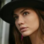 Στην Ελλάδα η διάσημη Τουρκάλα ηθοποιός Ντεμέτ Όζντεμιρ