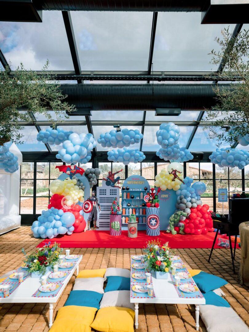 πάρτι-υπερπαραγωγή