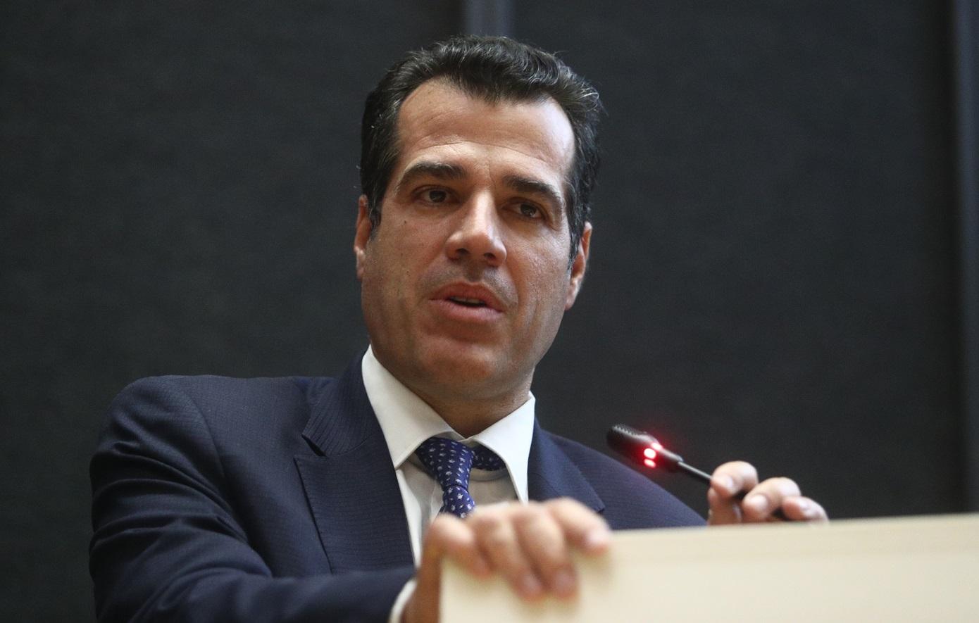 Θάνος Πλεύρης: Η συγκλονιστική εξομολόγηση για το θάνατο της μητέρας του και η τελευταία επιθυμία της