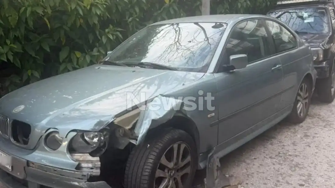 Κολωνάκι: Μεθυσμένη γνωστή τραγουδίστρια πήρε “αμπάριζα” 5 παρκαρισμένα αυτοκίνητα