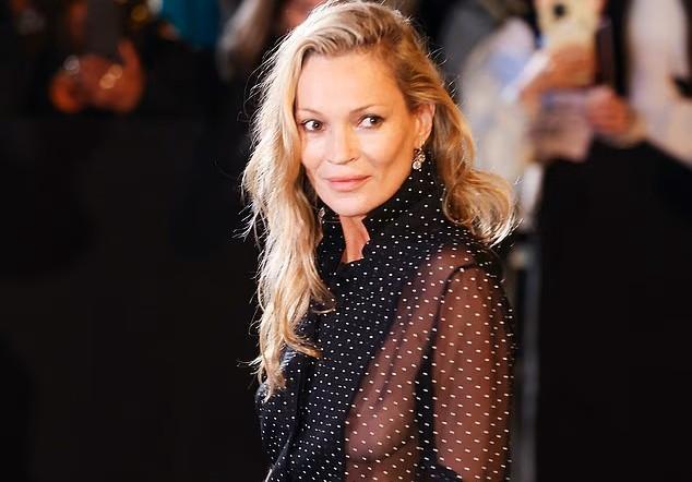 Κέιτ Μος: Σε παρακαλώ, μην με αγγίζεις!