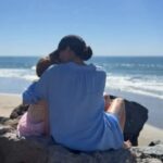 Μέγκαν Μαρκλ: Η τρυφερή αγκαλιά με την κόρη της με φωτογράφο τον πρίγκιπα Χάρι    