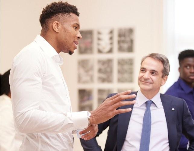 Κυριάκος Μητσοτάκης: Πρότεινε τον Γ. Αντετοκούνμπο για το Ευρωπαϊκό Τάγμα Αξίας