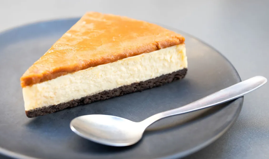 Cheesecake φυστικοβούτυρου χωρίς ψήσιμο