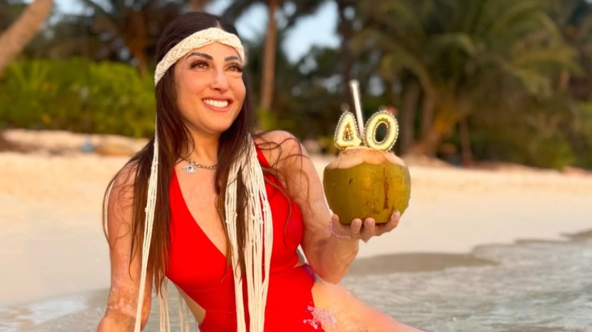 Ιωάννα Παλιοσπύρου: Τα 40ά γενέθλιά της στις Μαλδίβες 