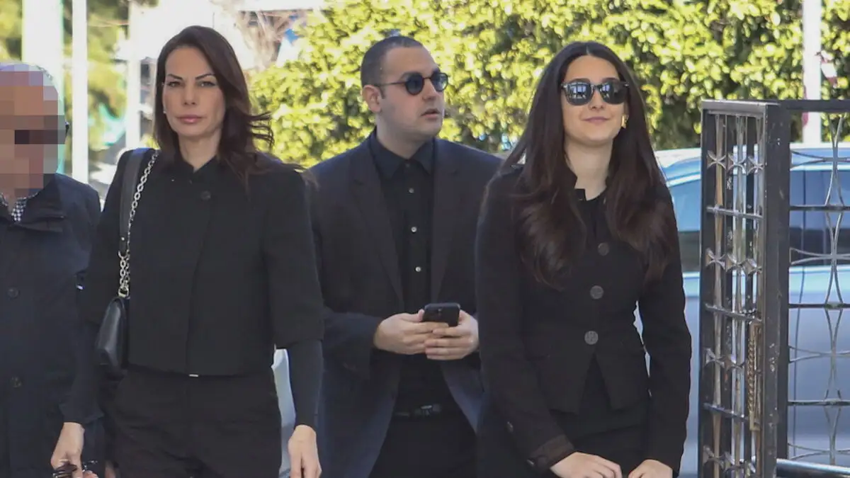 Εύη Βατίδου στο ετήσιο μνημόσυνο του Αλέξη Κούγια: “Αρχίζω να ξεχνάω τα άσχημα”