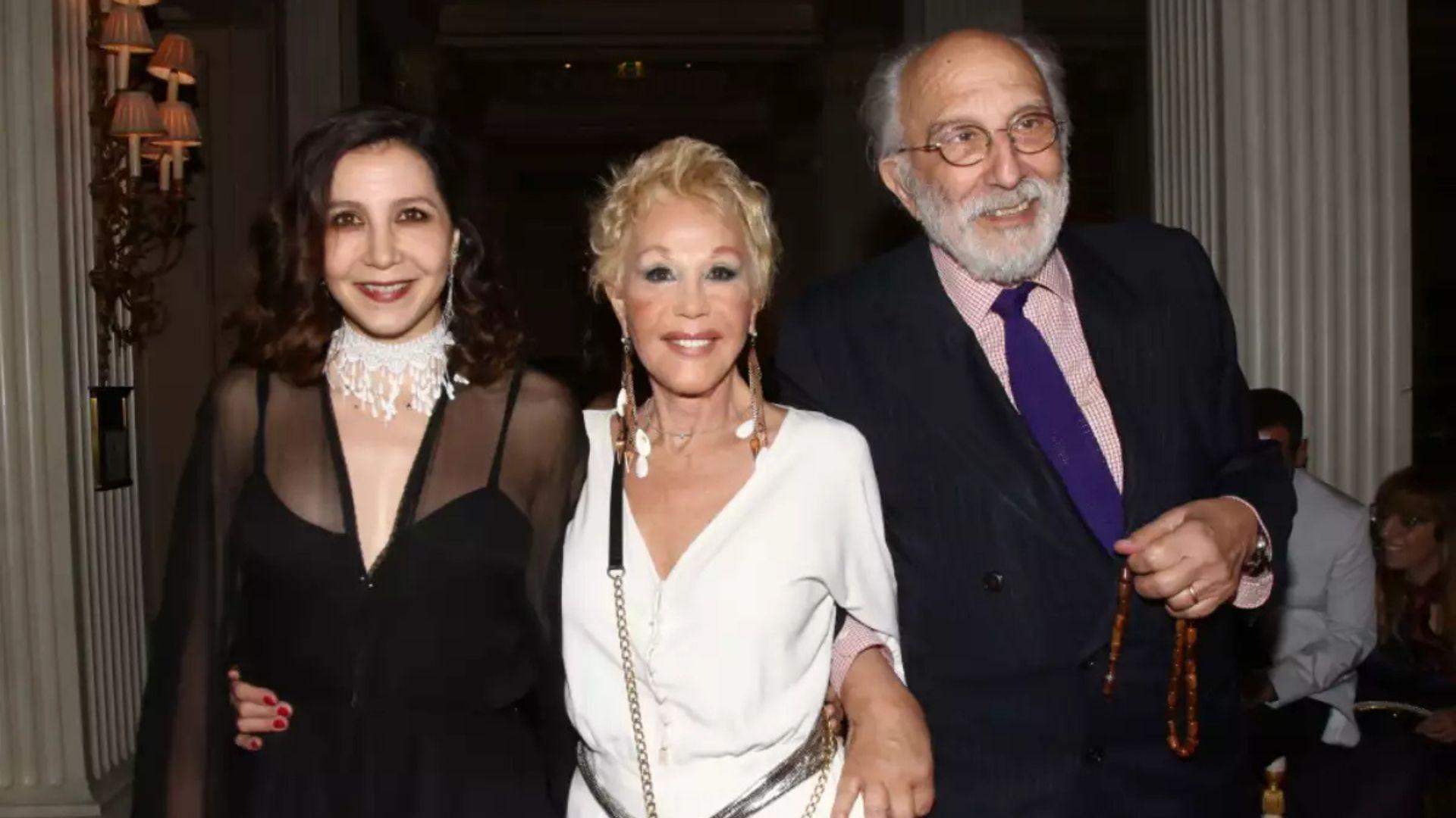 Μαρία-Ελένη Λυκουρέζου: “Τα παιδιά με σταρ γονείς τραβάμε πολλά ζόρια στο μεγάλωμα”