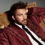 Γιώργος Σαμπάνης: “Δεν ξέρω αν θα ξαναδώσω τραγούδι στον Γιώργο Μαζωνάκη”