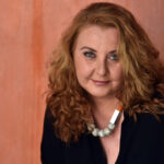 Ιζαμπέλα Σασλόγλου: Αποχωρεί από τη Διεύθυνση Προγράμματος του OPEN