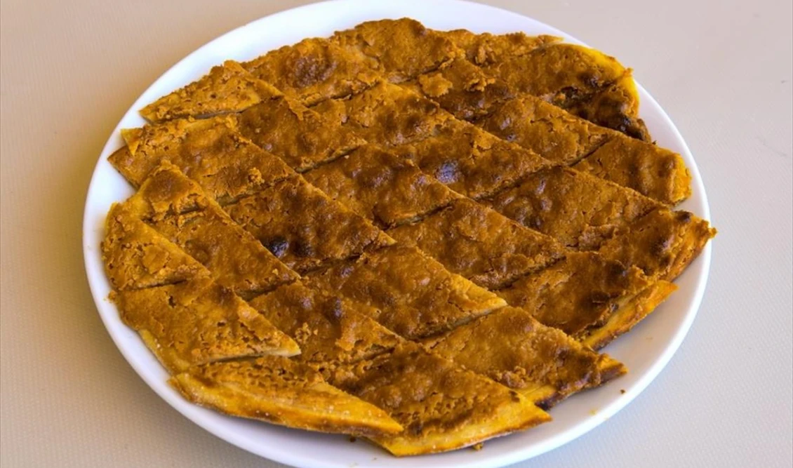 Η πιο ζουμερή σαρακοστιανή ταχινόπιτα