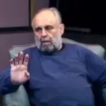 Χατζάκης για Κούρκουλο: Δεν έβαζε υπογραφές, το χέρι έδινε