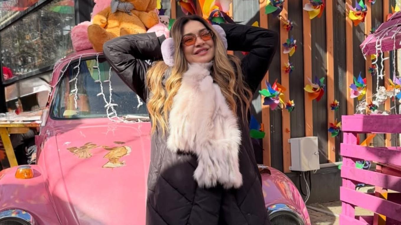 Αποστολία Ζώη: Απόδραση στην Κωνσταντινούπολη